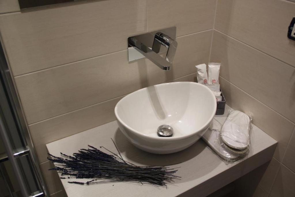 Residenza Suarez Bed & Breakfast Naples Exterior photo