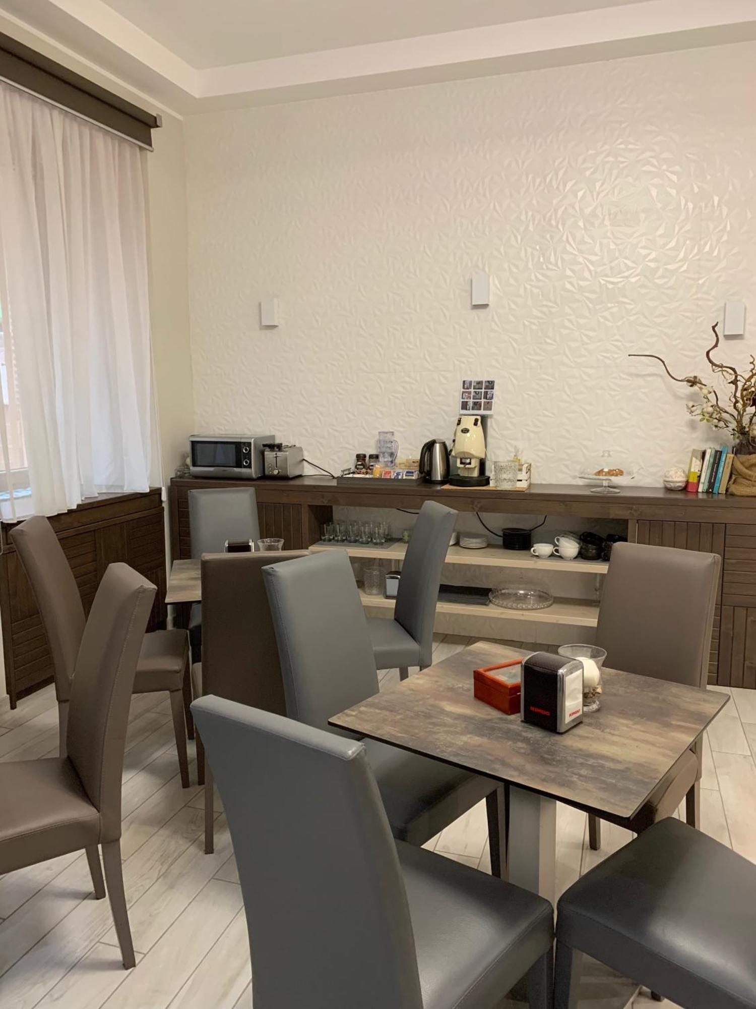 Residenza Suarez Bed & Breakfast Naples Exterior photo